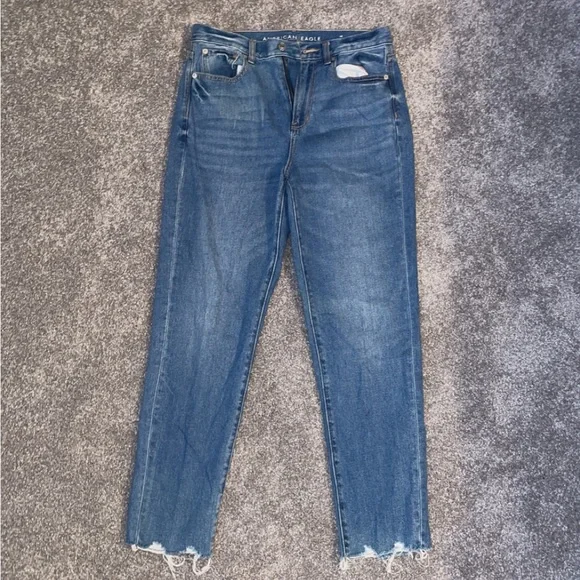 American Eagle Mom Jeans - Picture 1 of 11